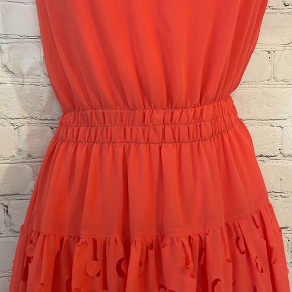 Olive & Oak coral mini dress - Picture 4 of 7
